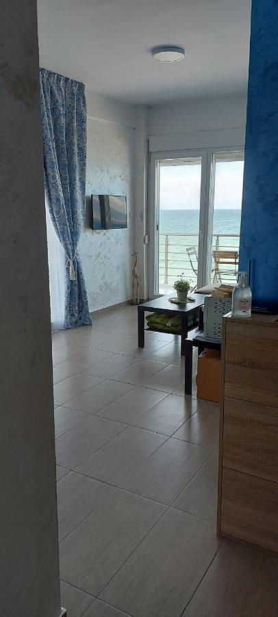Roses Apartment Peraia  Ngoại thất bức ảnh