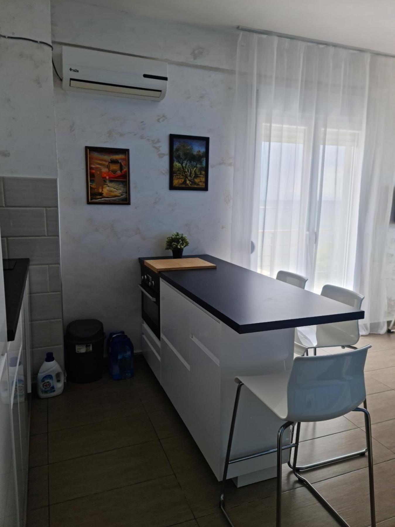Roses Apartment Peraia  Ngoại thất bức ảnh