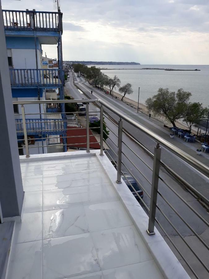 Roses Apartment Peraia  Ngoại thất bức ảnh