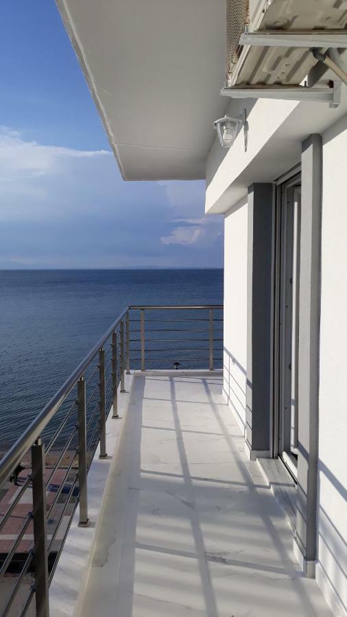 Roses Apartment Peraia  Ngoại thất bức ảnh